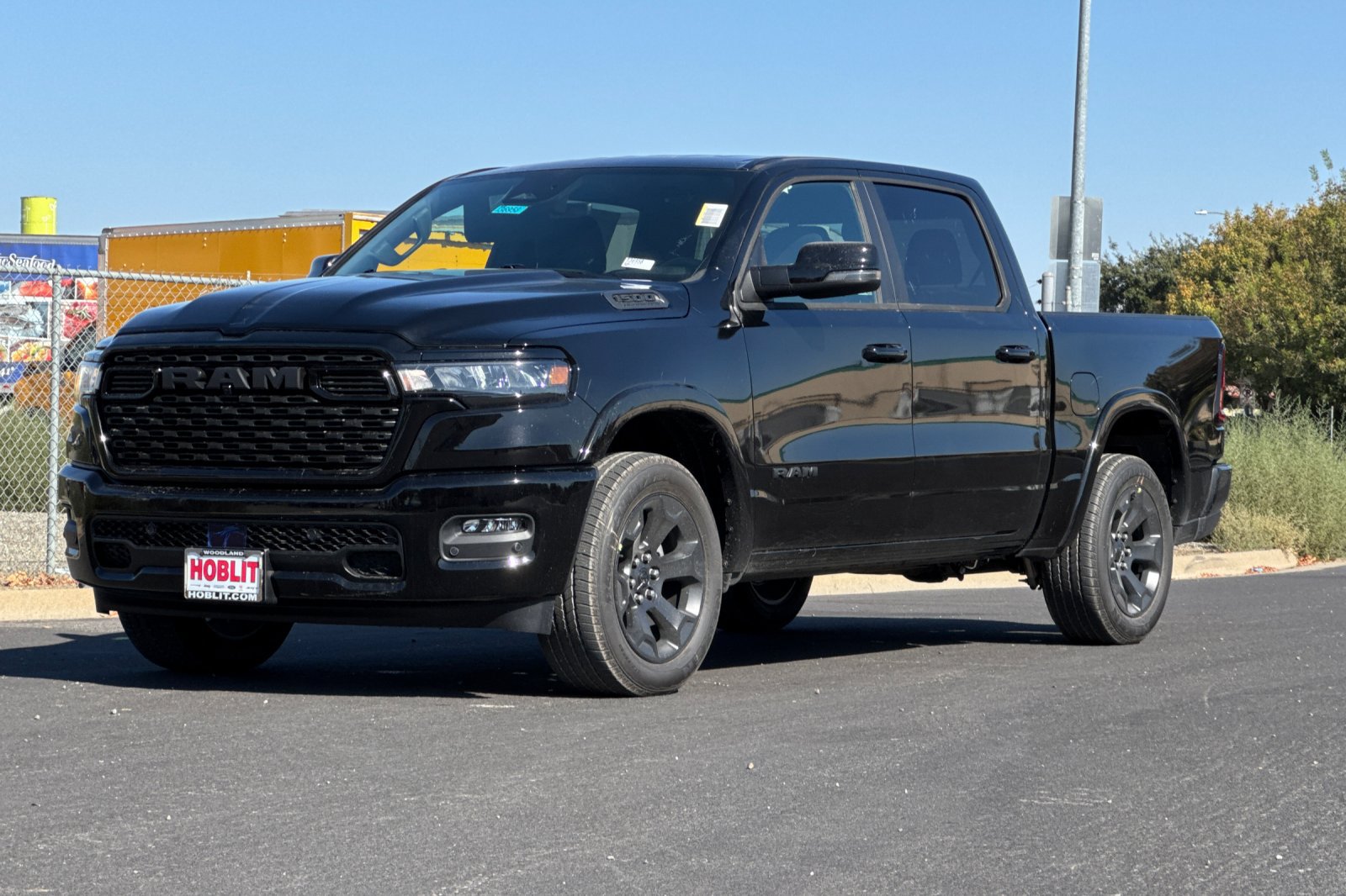 New 2027 RAM 1500 4x4 Crew Cab image 7