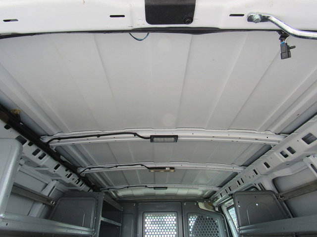 Used 2015 Chevrolet Express 2500 RWD image 26