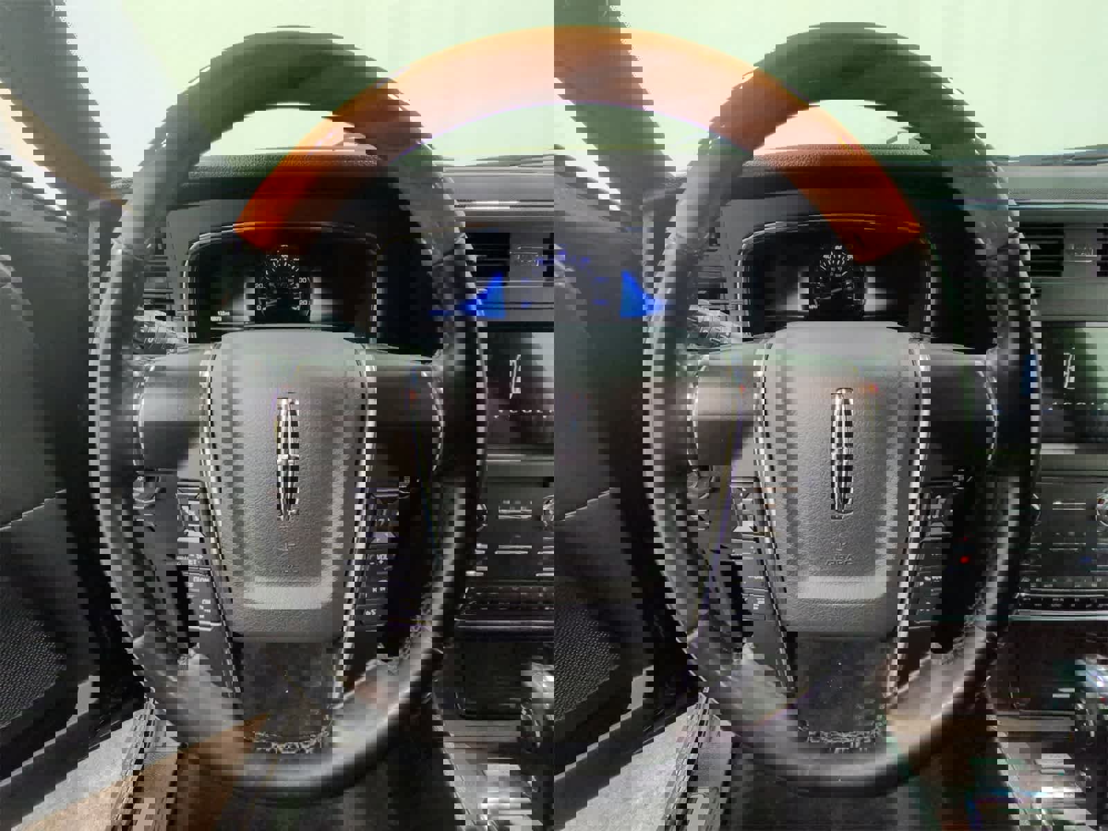 Used 2017 Lincoln Navigator L Select image 24