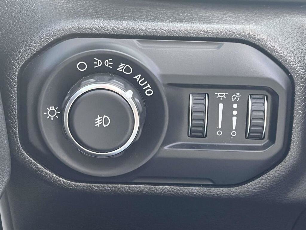 Used 2021 Jeep Wrangler Unlimited Sport AWD/4WD image 30