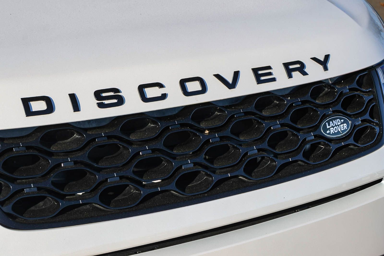 Used 2024 Land Rover Discovery Sport Dynamic SE image 11