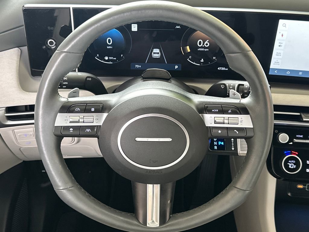 Used 2025 Hyundai Tucson Limited image 4