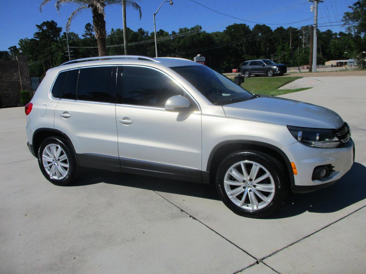 Used 2013 Volkswagen Tiguan SE