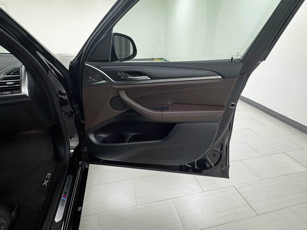 Used 2024 BMW X3 xDrive30i w/ Premium Package image 13