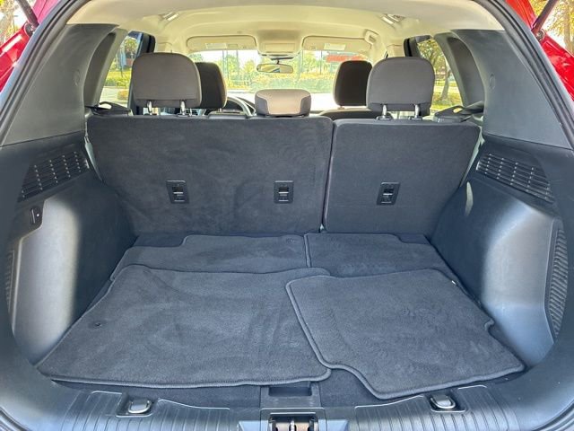 Used 2021 Ford Escape SE image 17