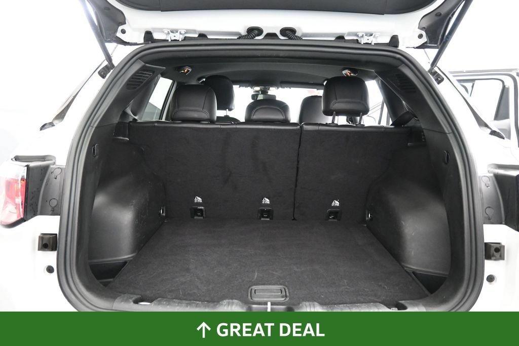 Used 2025 Jeep Compass Trailhawk AWD/4WD image 25