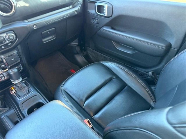 Used 2021 Jeep Wrangler Unlimited Rubicon w/ Xtreme Recon 35" Tire Package image 15