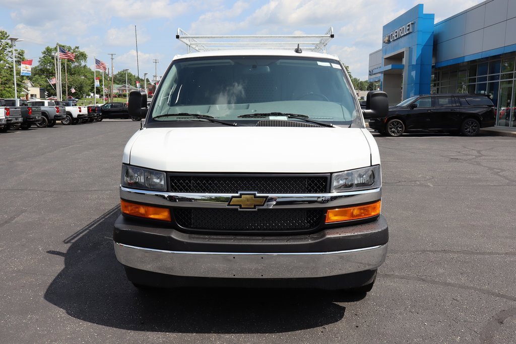 New 2025 Chevrolet Express 2500 Work Van w/ Driver Convenience Package image 21