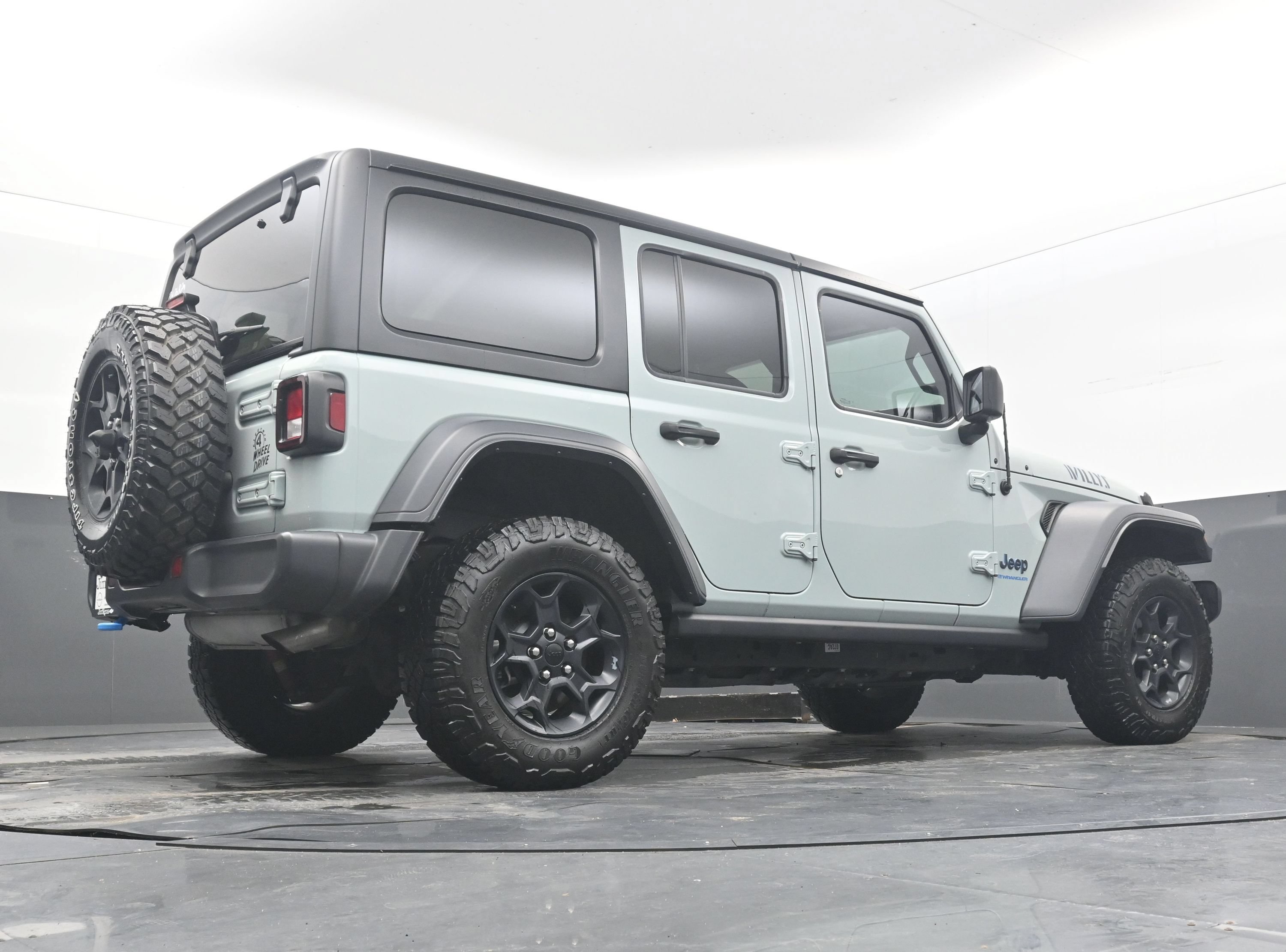 Used 2023 Jeep Wrangler Unlimited w/ 8.4" Radio Group AWD/4WD image 30