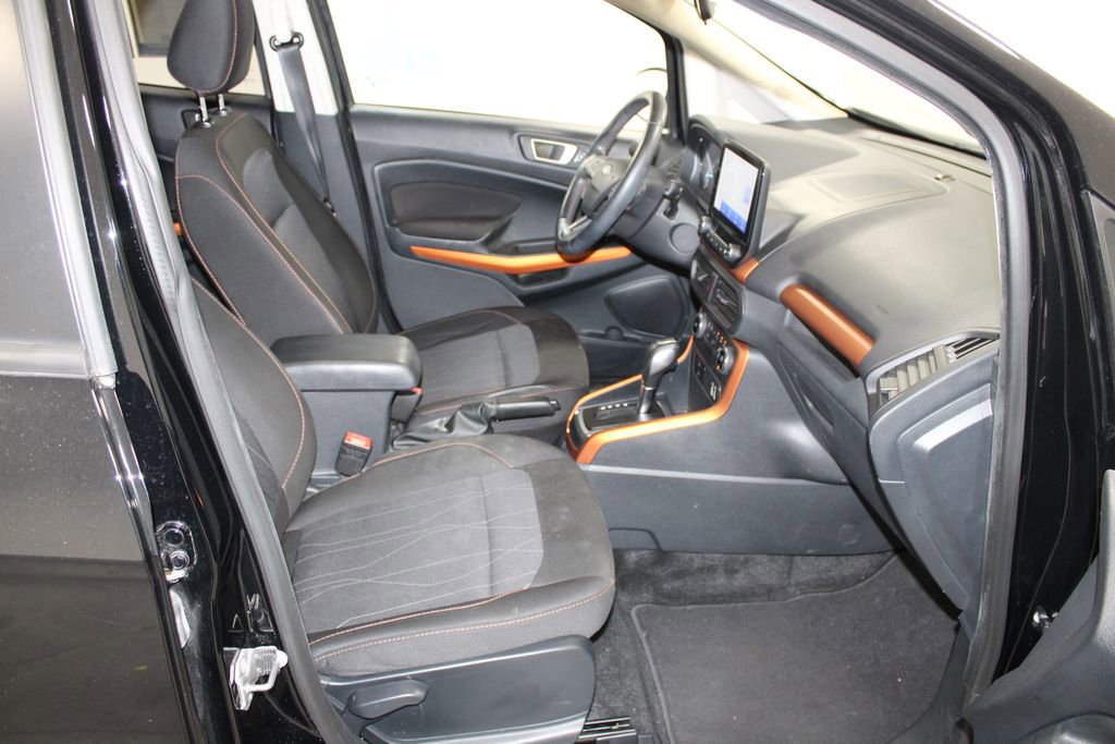 Used 2021 Ford EcoSport SE w/ SE Convenience Package image 26