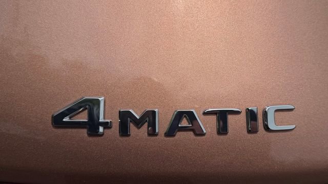 Used 2022 Mercedes-Benz GLB 250 4MATIC image 15