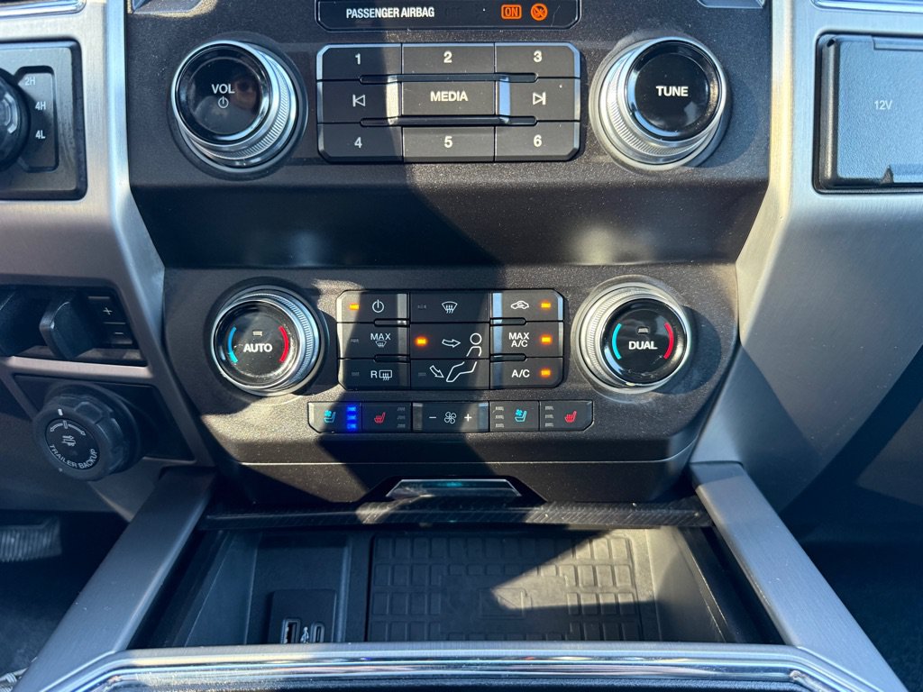 Used 2021 Ford F250 Platinum AWD/4WD image 34