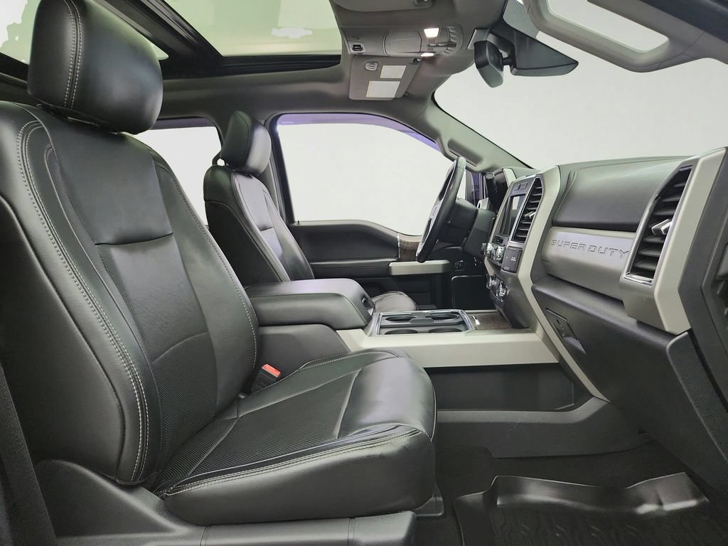 Used 2019 Ford F250 Lariat w/ Lariat Ultimate Package AWD/4WD image 32