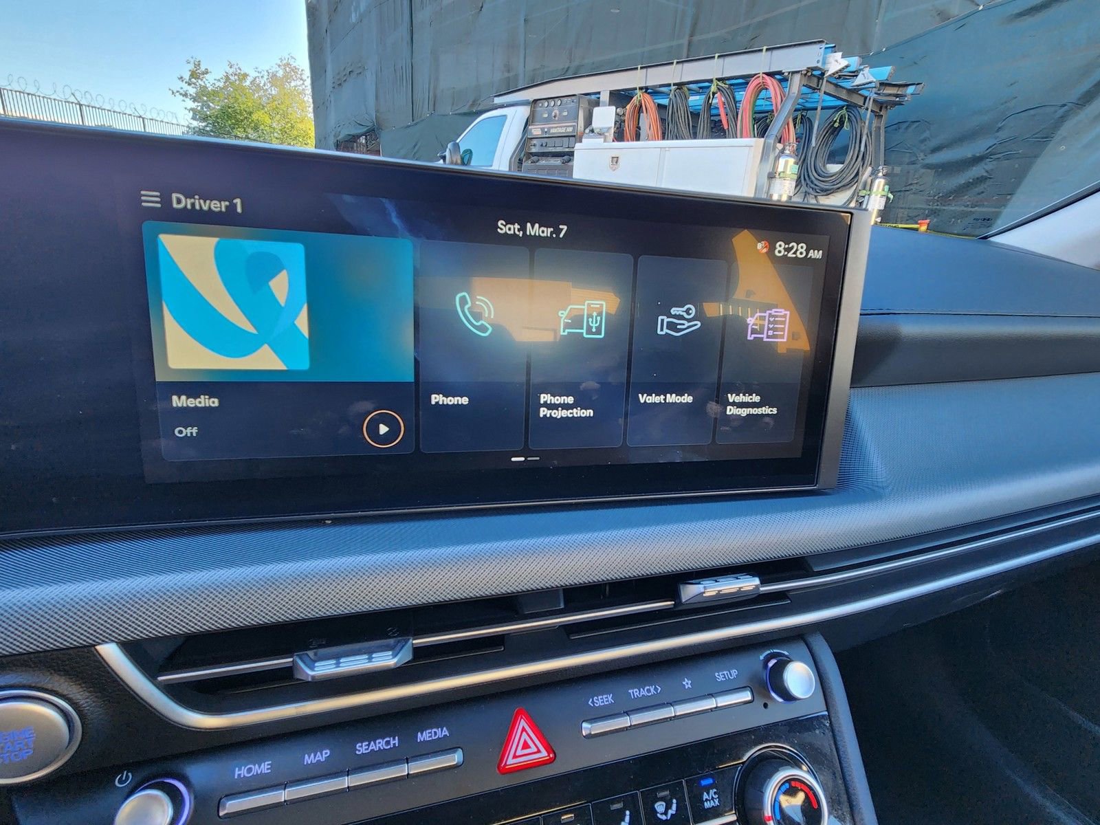 Certified 2025 Hyundai Sonata SE image 18