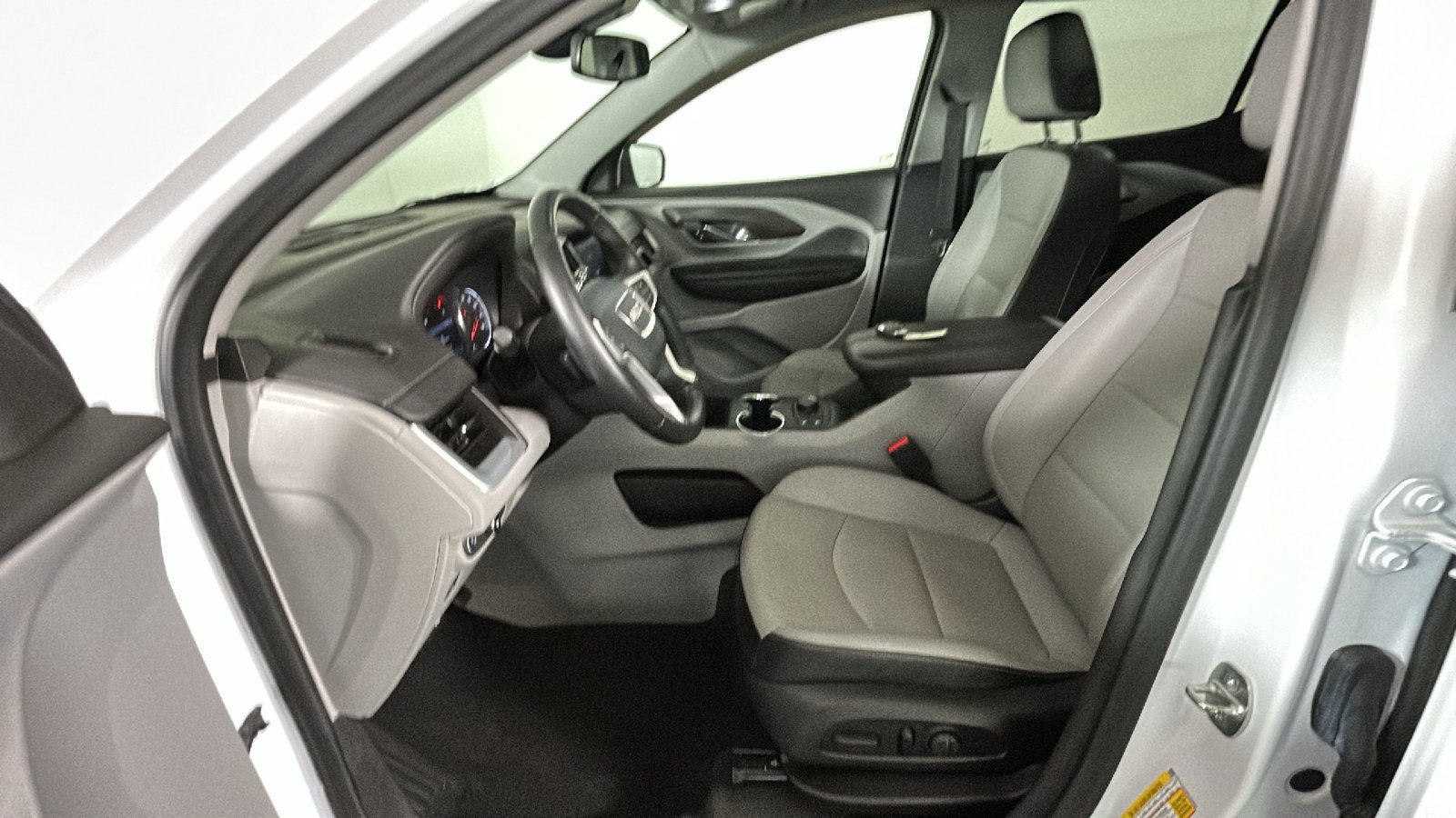 Used 2023 GMC Terrain SLT AWD/4WD image 14