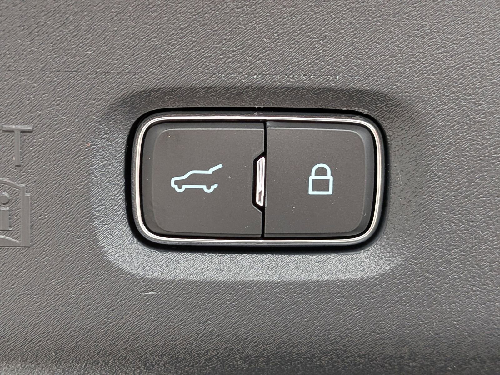 New 2026 Ford Expedition Platinum w/ Stealth Appearance Package image 15