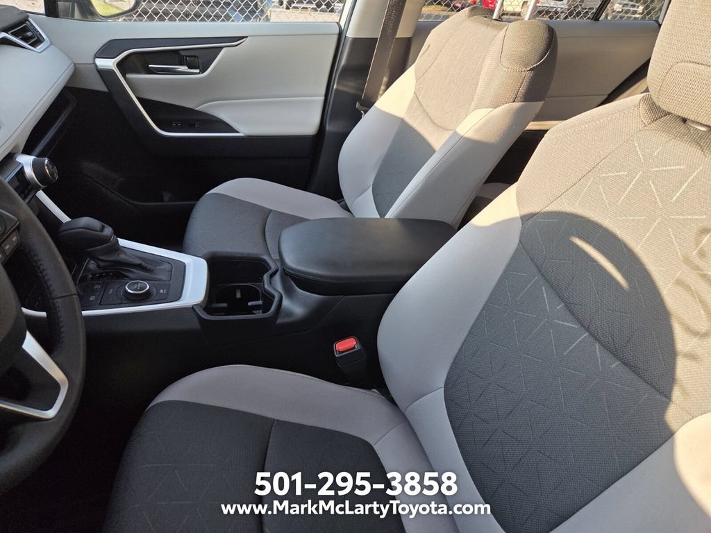 Used 2024 Toyota RAV4 XLE w/ Convenience Package AWD/4WD image 8