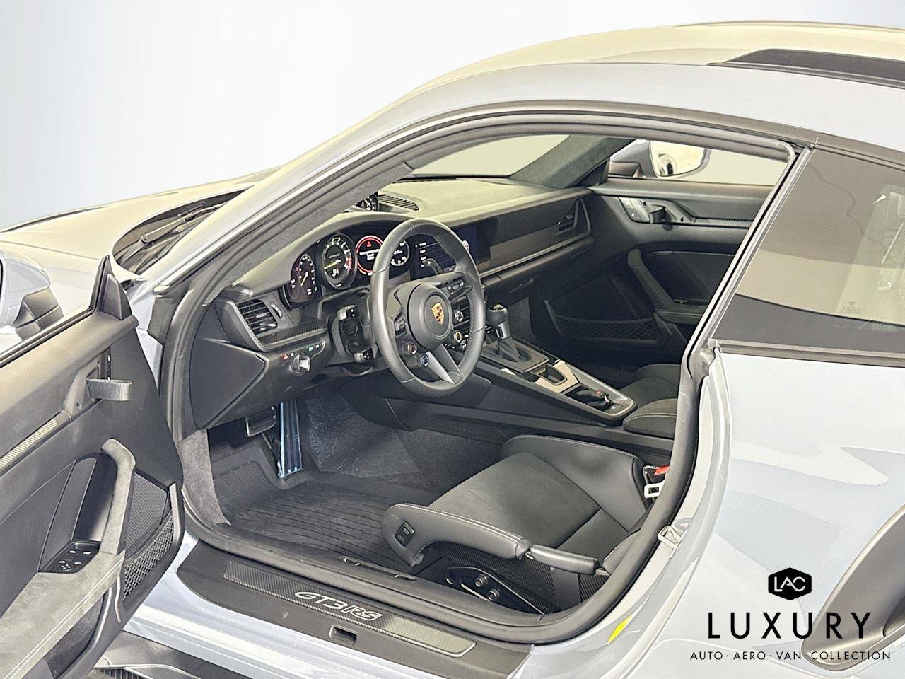 Used 2023 Porsche 911 GT3 RS image 37