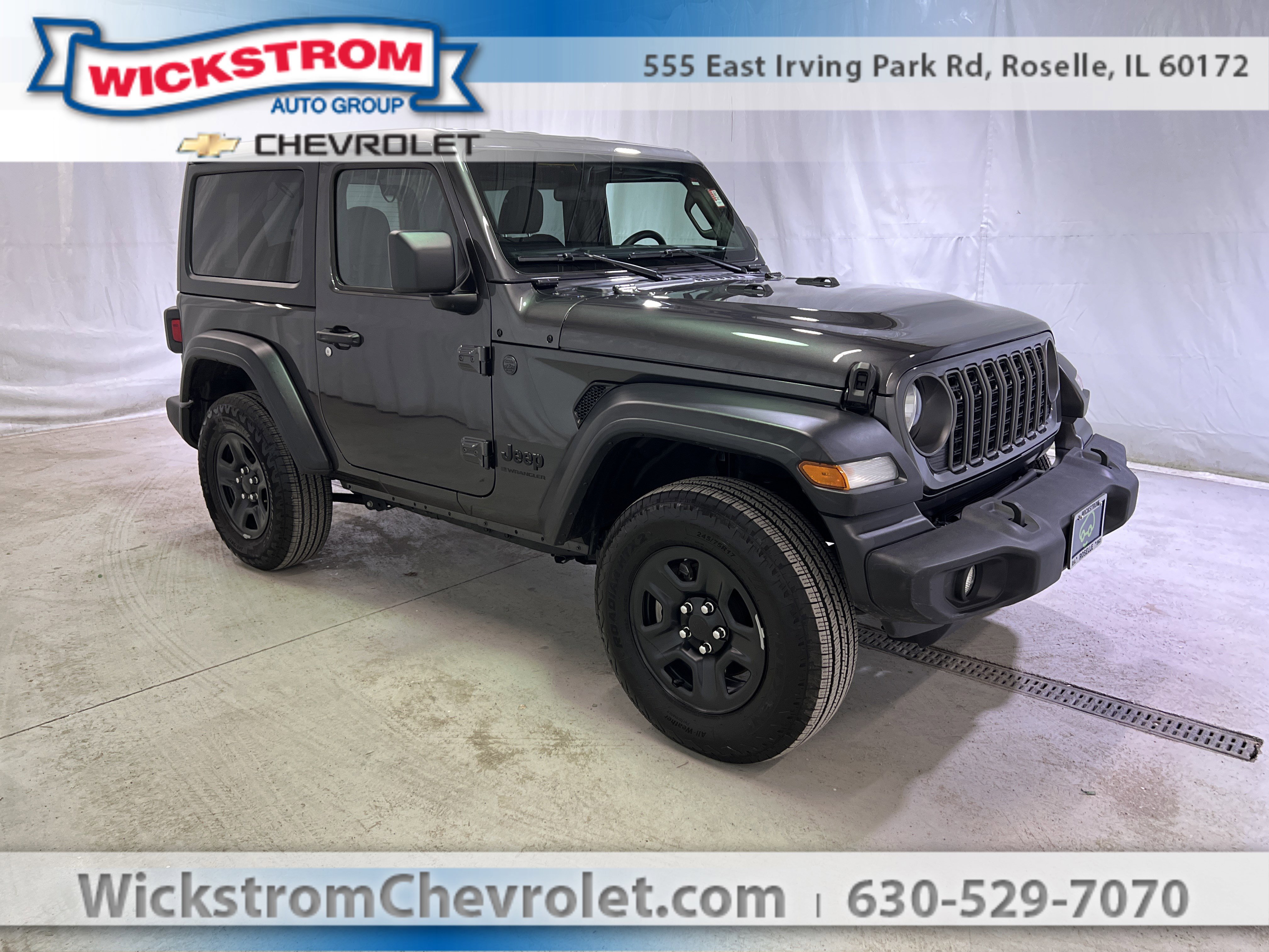 Used 2025 Jeep Wrangler Sport image 1