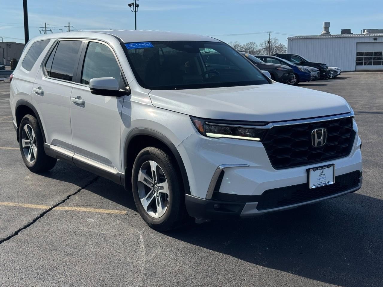 Certified 2025 Honda Pilot EX-L image 2