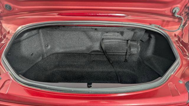 Used 2016 MAZDA MX-5 Miata Club RWD image 17