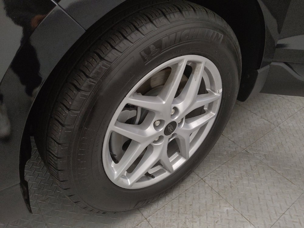 Used 2024 Ford Edge SEL image 31