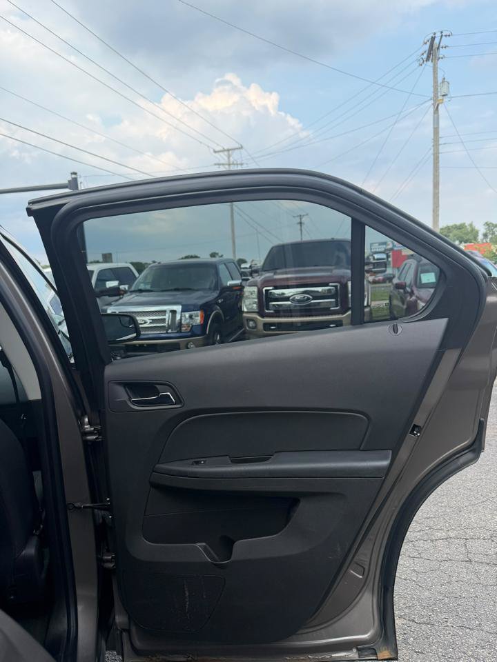 Used 2012 Chevrolet Equinox LT w/ Driver Convenience Package FWD image 18