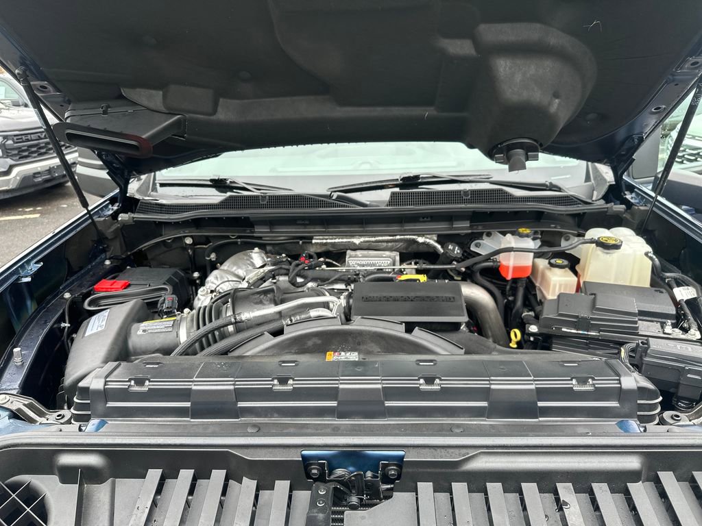 Used 2021 Chevrolet Silverado 2500 LTZ w/ LTZ Plus Package image 12