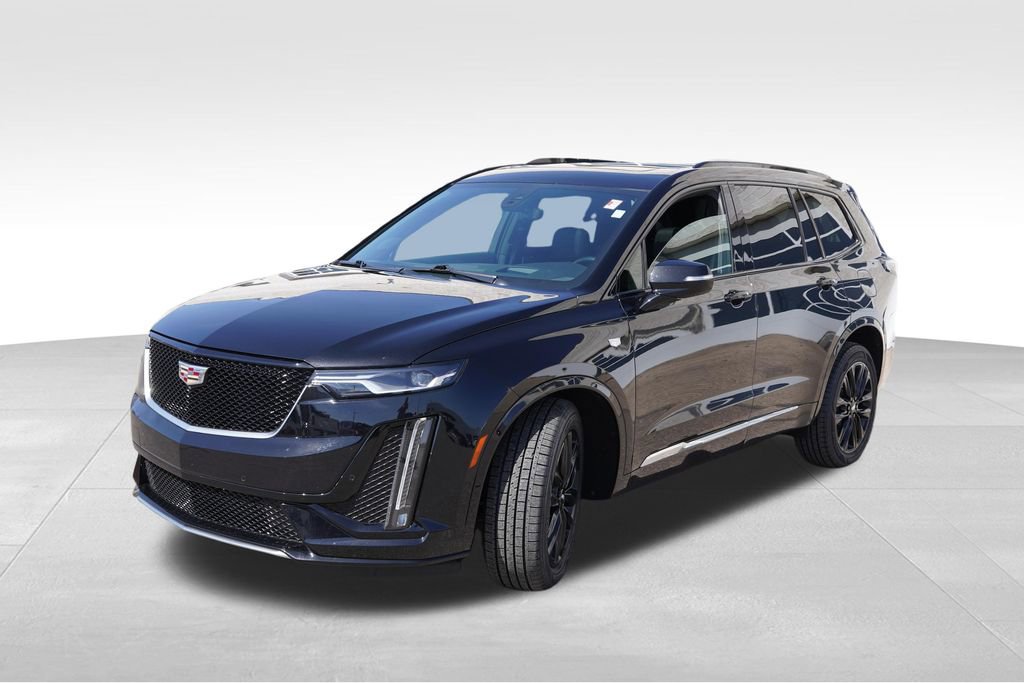 Used 2022 Cadillac XT6 Sport w/ Technology Package image 11