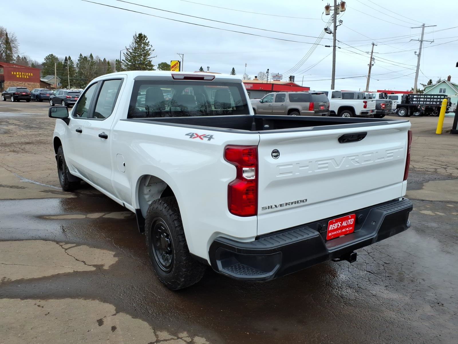 Used 2024 Chevrolet Silverado 1500 W/T w/ WT Fleet Convenience Package AWD/4WD image 4