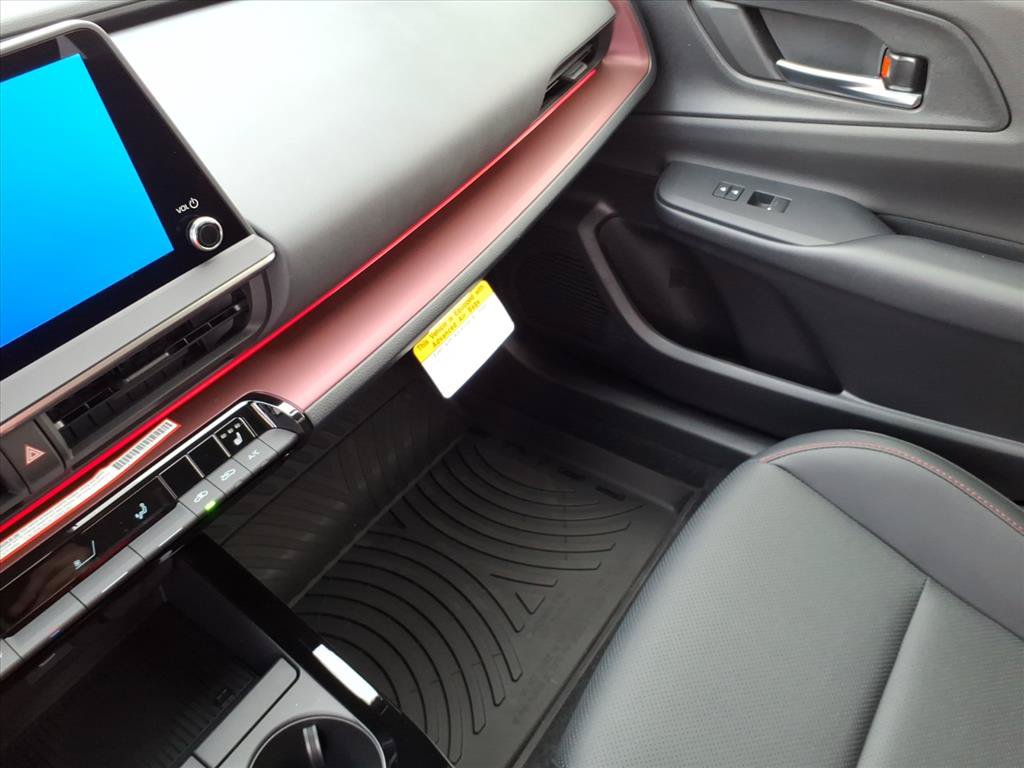 New 2026 Toyota Prius Plug-In Hybrid FWD image 18