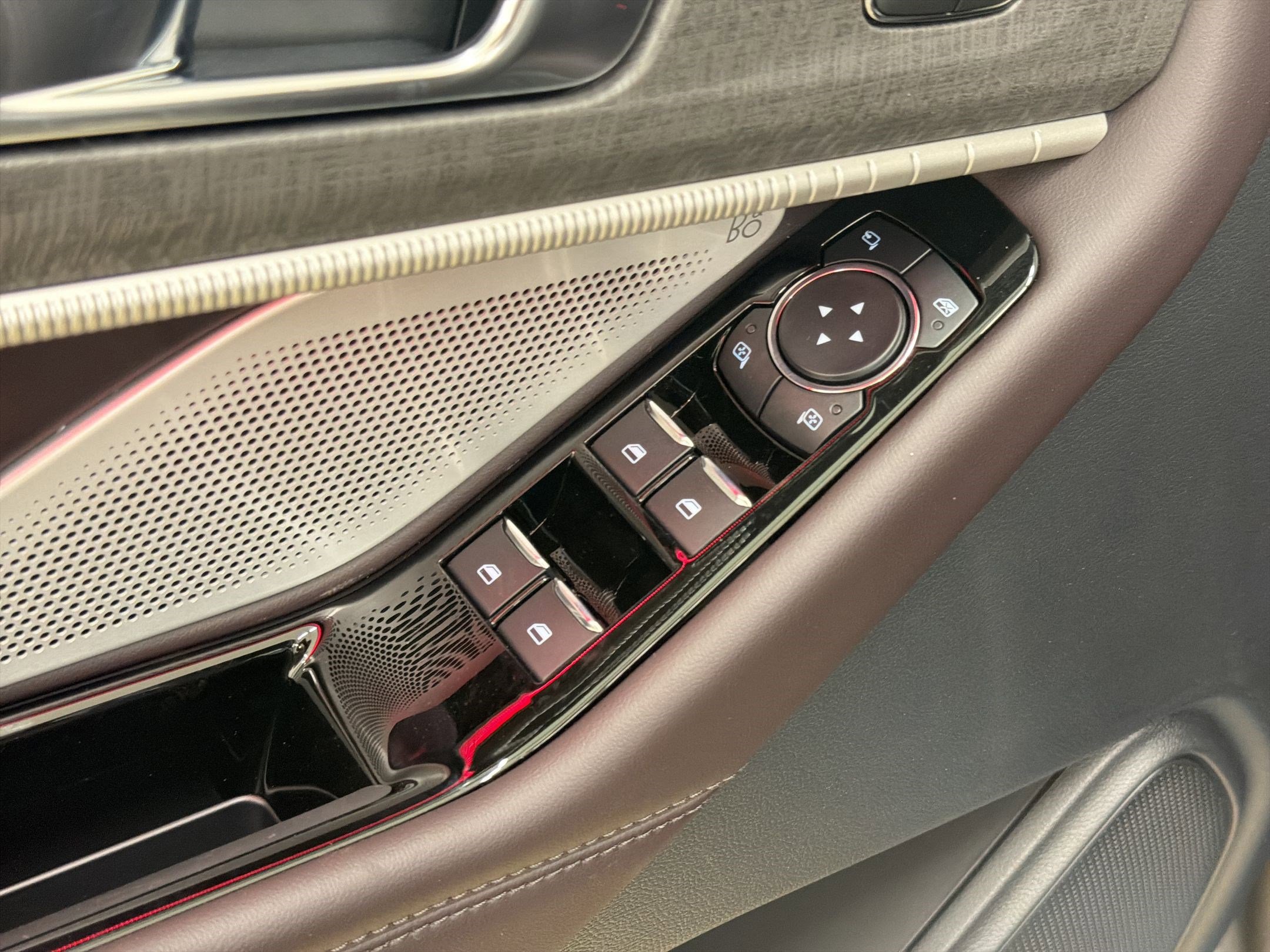 New 2026 Ford Explorer Platinum image 12