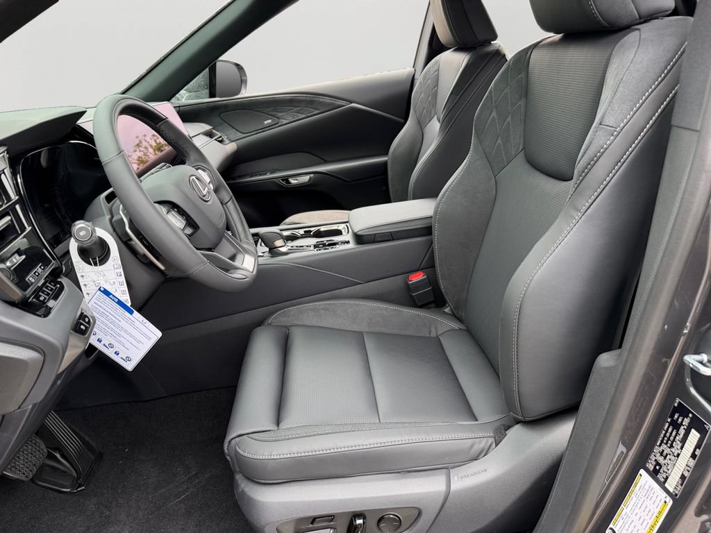 New 2026 Lexus RX 350 w/ Convenience Package AWD/4WD image 12