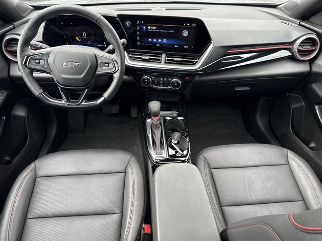 Certified 2024 Chevrolet Trax RS w/ Sunroof Package image 10