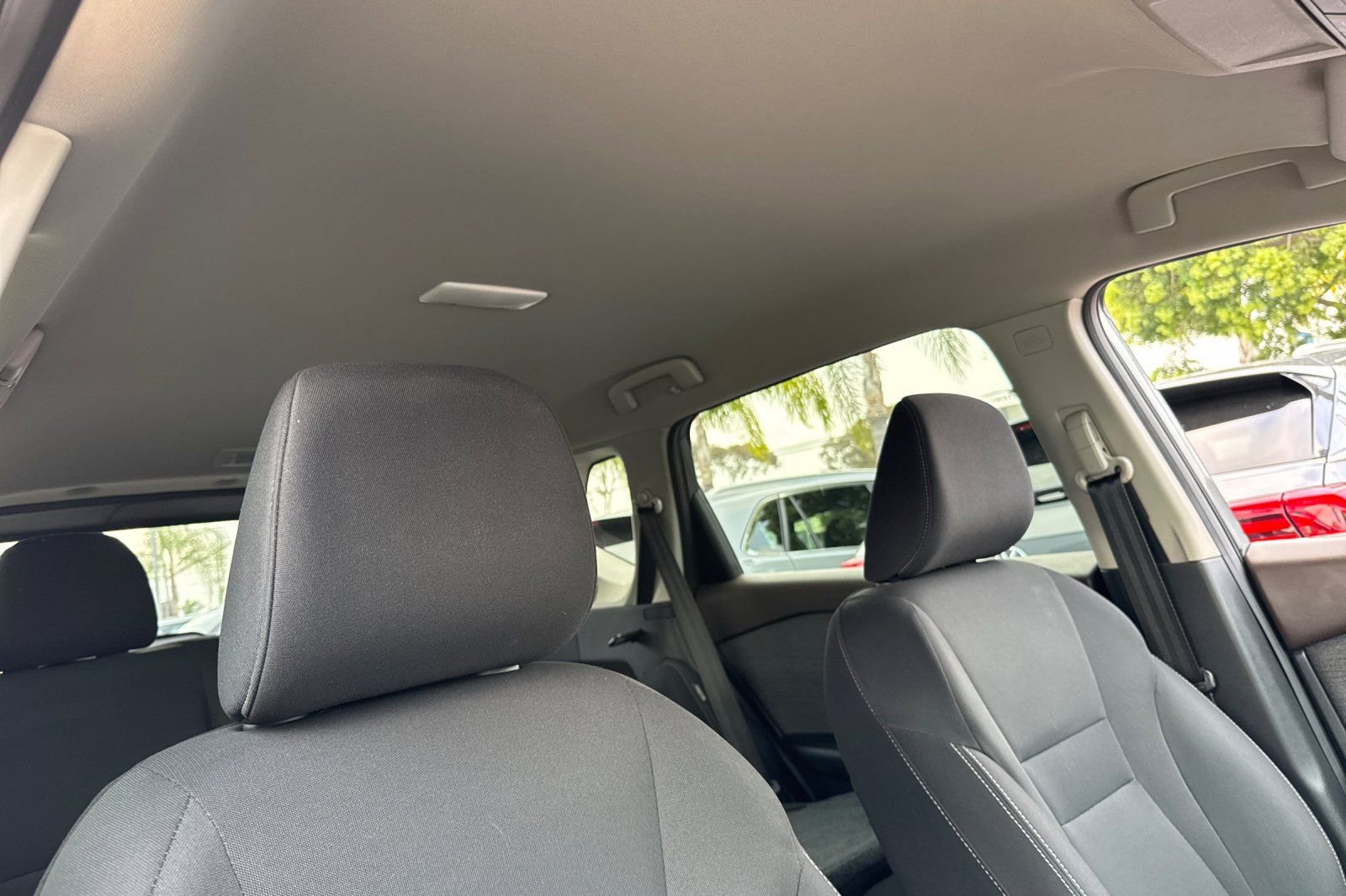 Used 2023 Nissan Rogue S image 17