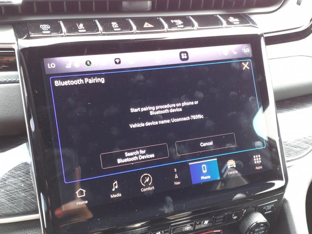 New 2023 Jeep Grand Cherokee Trailhawk w/ Advanced Protech Group II image 8