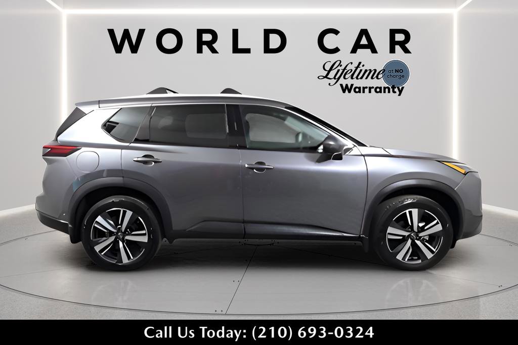 Used 2024 Nissan Rogue SL w/ SL Premium Package image 9