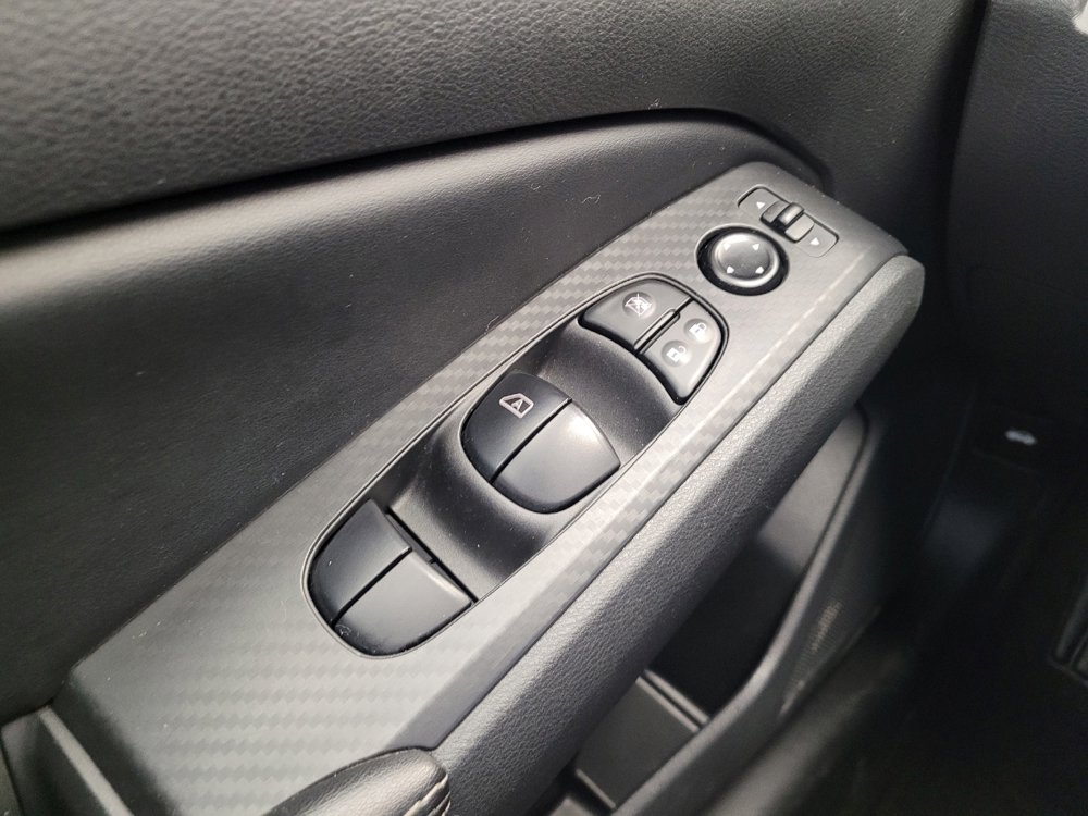 Used 2024 Nissan Altima 2.5 SV image 27