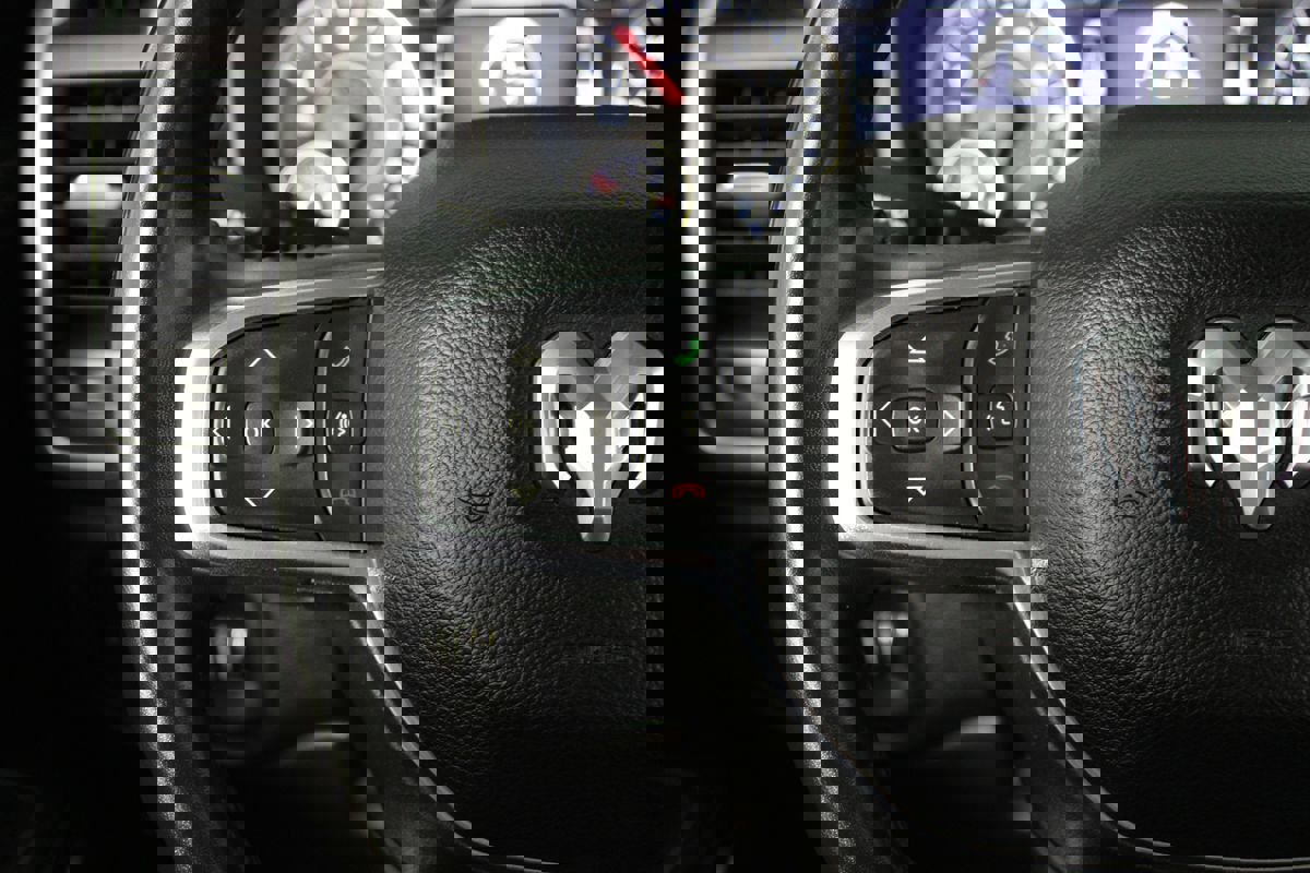 Used 2022 RAM 1500 Laramie image 8