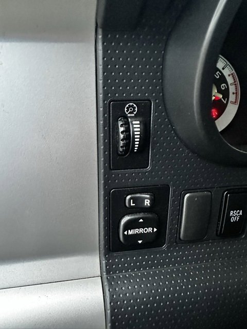 Used 2013 Toyota FJ Cruiser 4WD image 22