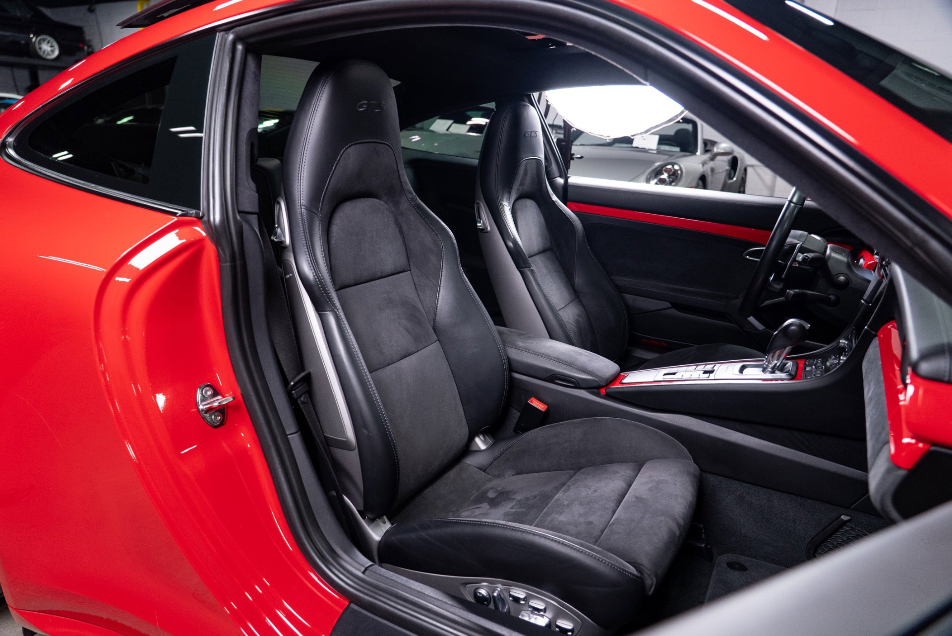 Used 2017 Porsche 911 Carrera GTS image 82