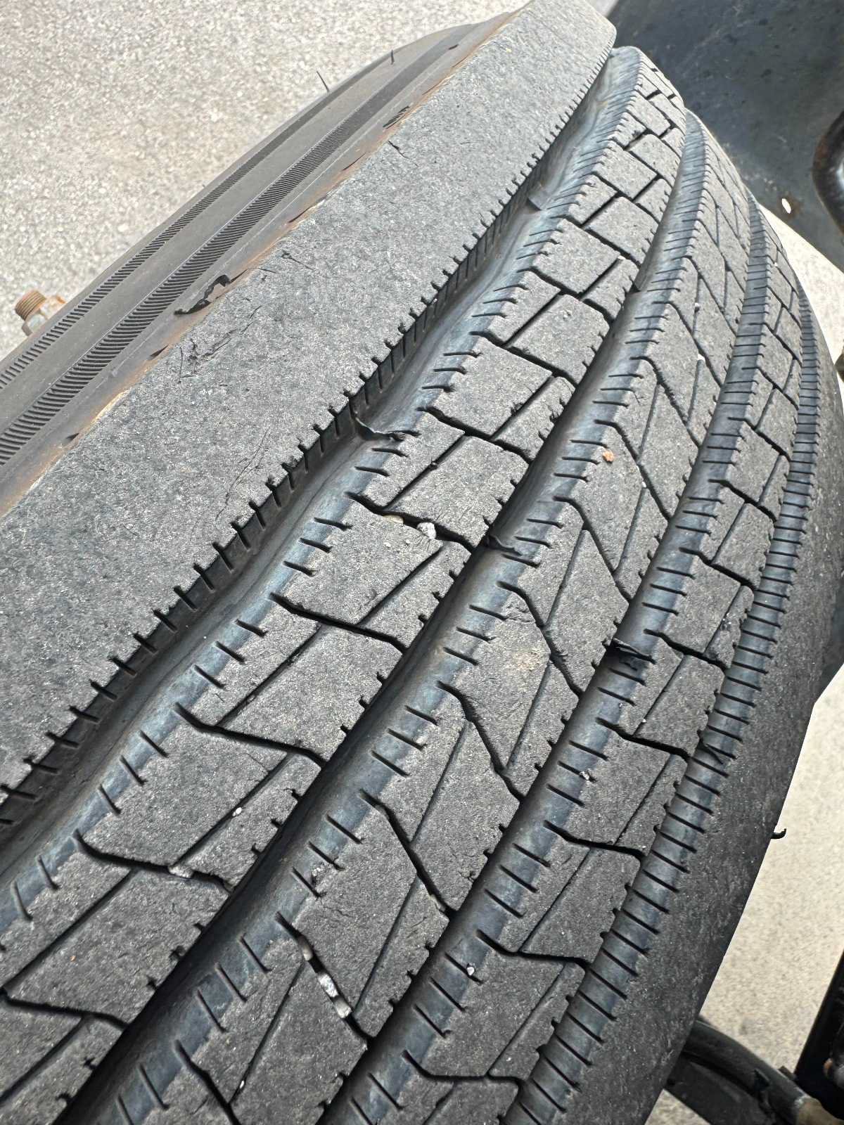 Used 2016 Ford F750 2WD Regular Cab Super Duty image 12