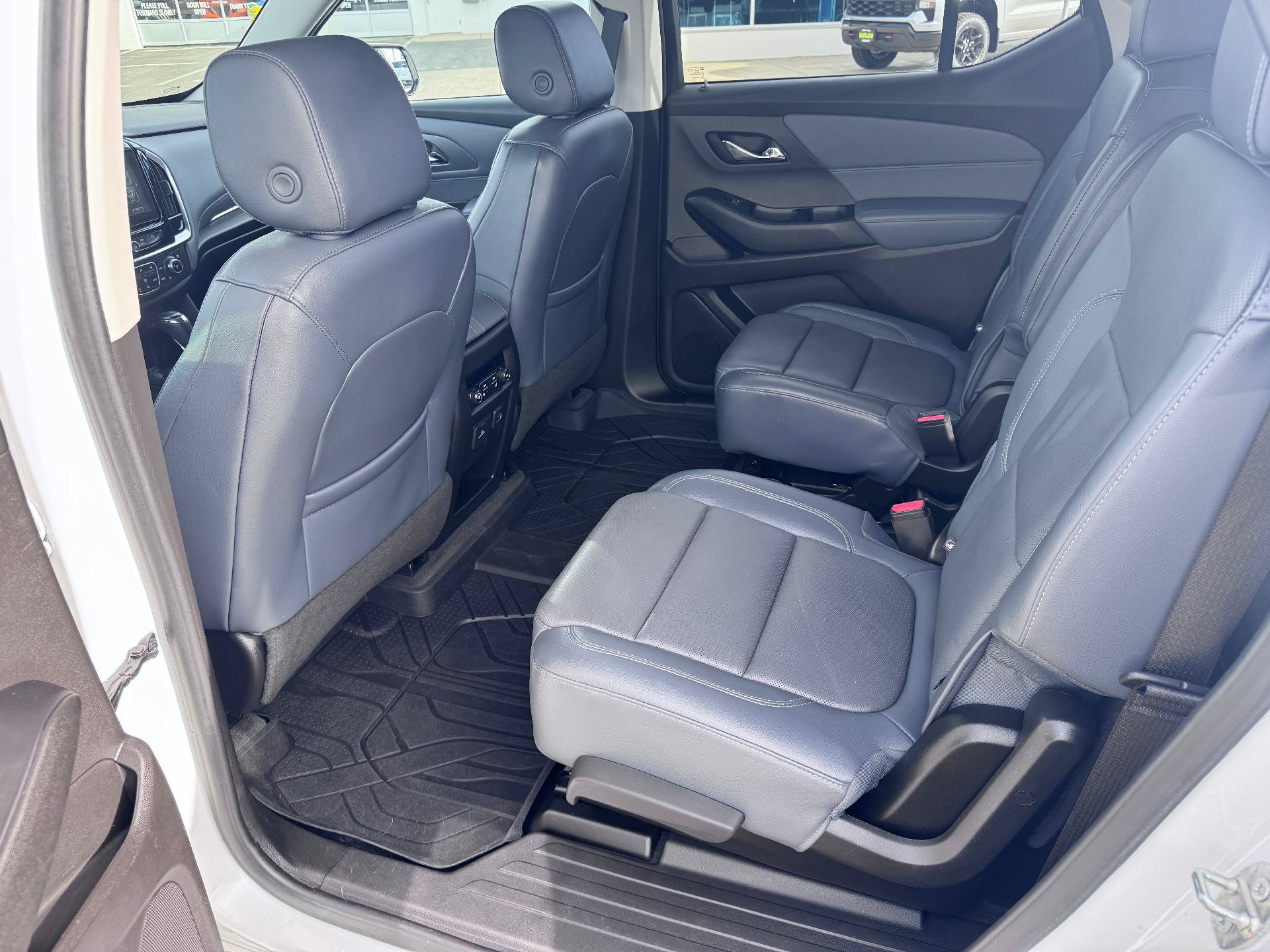 Used 2019 Chevrolet Traverse Premier w/ LPO, Floor Liner Package AWD/4WD image 14