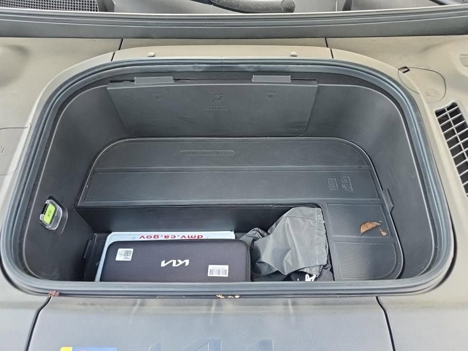 Certified 2024 Kia EV9 Land AWD/4WD image 17