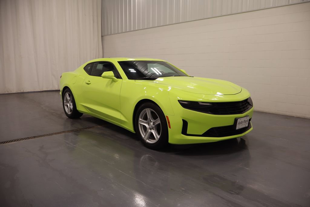 Used 2019 Chevrolet Camaro LT RWD video 1