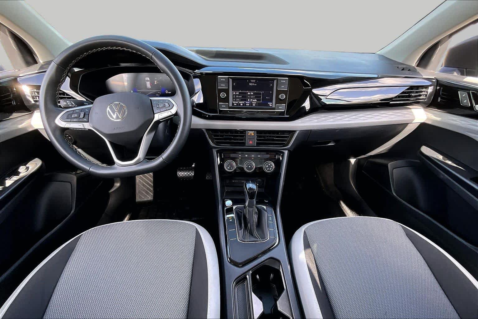 Used 2024 Volkswagen Taos S FWD image 13