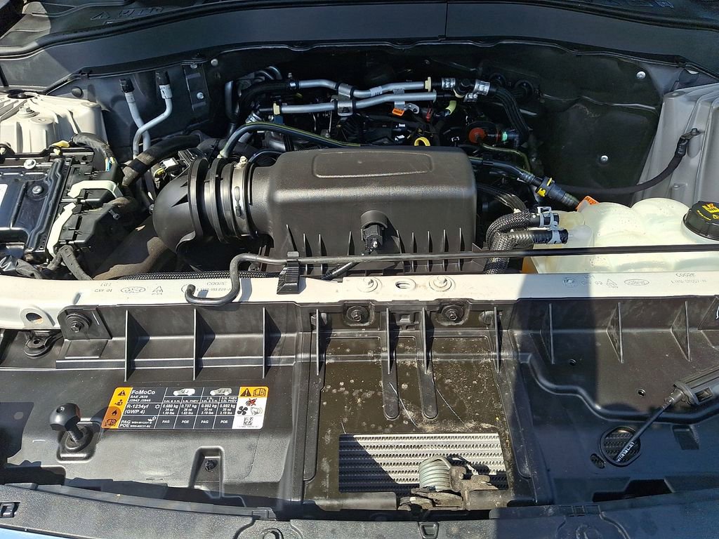 Used 2021 Ford Explorer XLT w/ Equipment Group 202A image 27