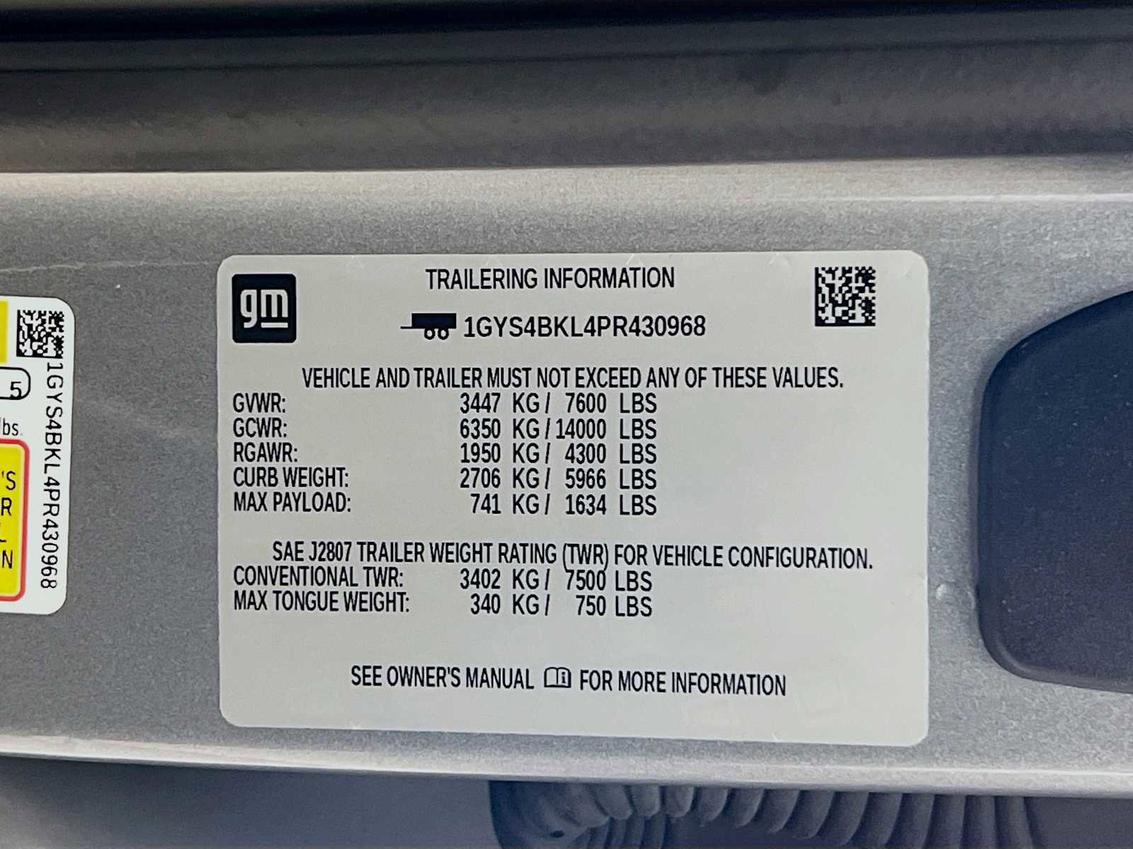 Used 2023 Cadillac Escalade Premium Luxury image 34