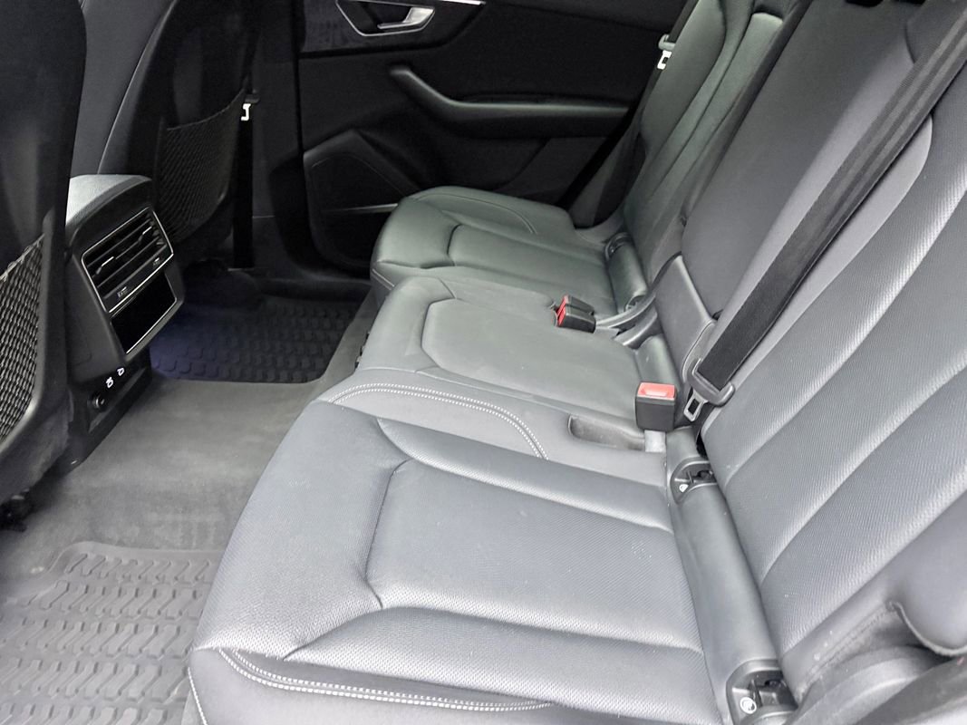 Used 2021 Audi Q8 Premium Plus AWD/4WD image 13