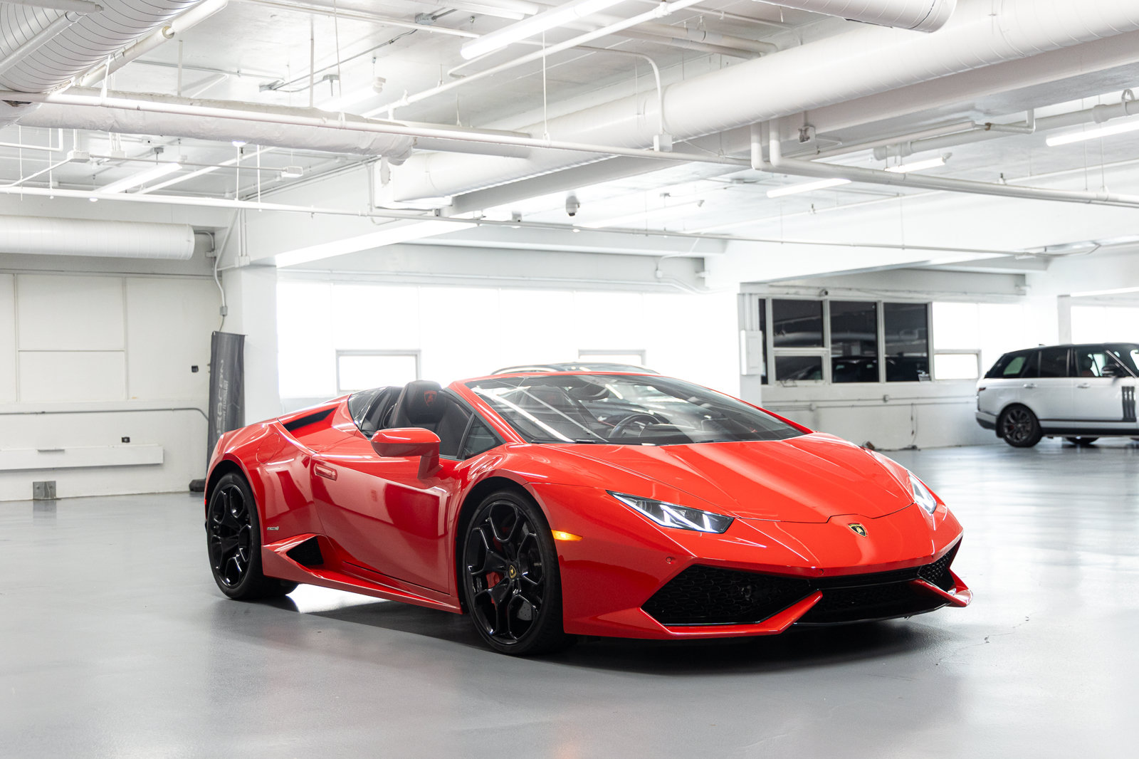 Used 2017 Lamborghini Huracan LP 610-4 AWD/4WD image 17